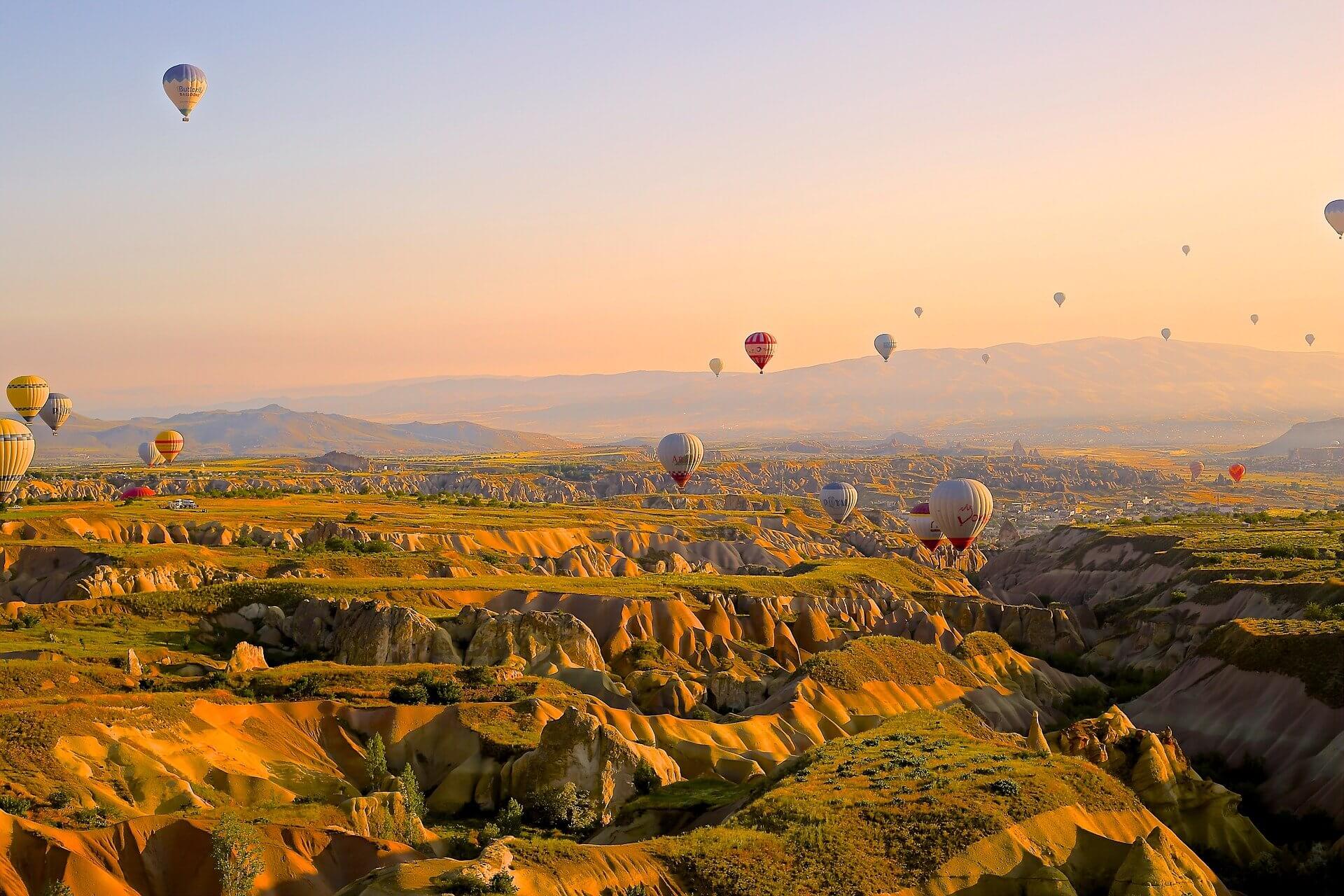 <h2>Sustainable Travel Choices</h2><div class='slide-content'><p>Travel responsibly with our eco-friendly tips and destinations. Learn how you can explore the world while minimizing your impact on the environment and supporting local communities.</p></div><a href='#' class='btn' title='Read more'>Read more</a>